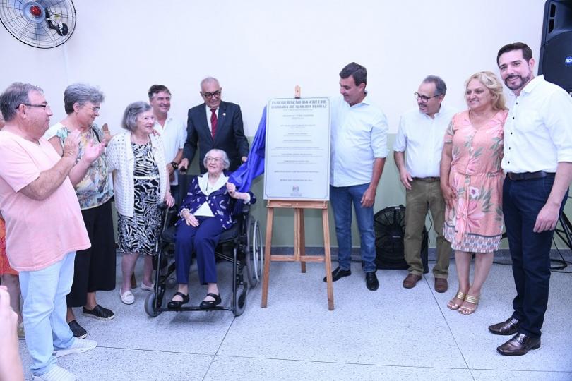 Inauguração da Creche Bárbara de Almeida Ferraz" pelo Prefeito Nilson Gaspar"